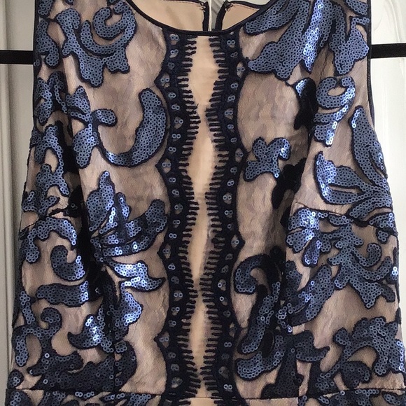 Jax.  Black Label Promgirl size 4